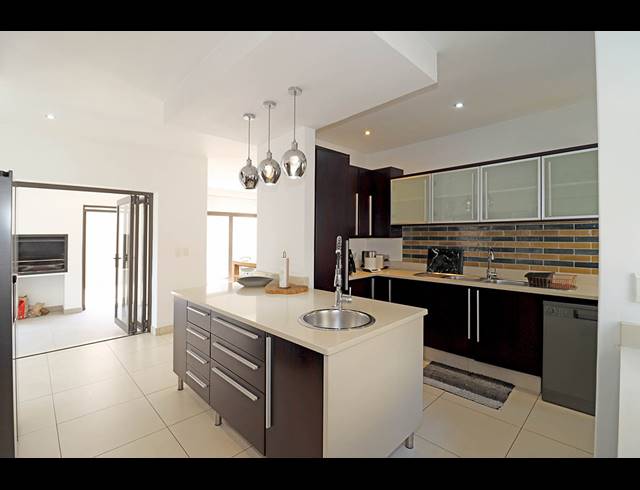 3 BEDROOM HOUSE FOR SALE IN BEDFORDVIEW